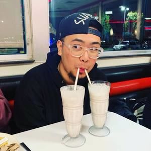 Meet your Posher, Kriss